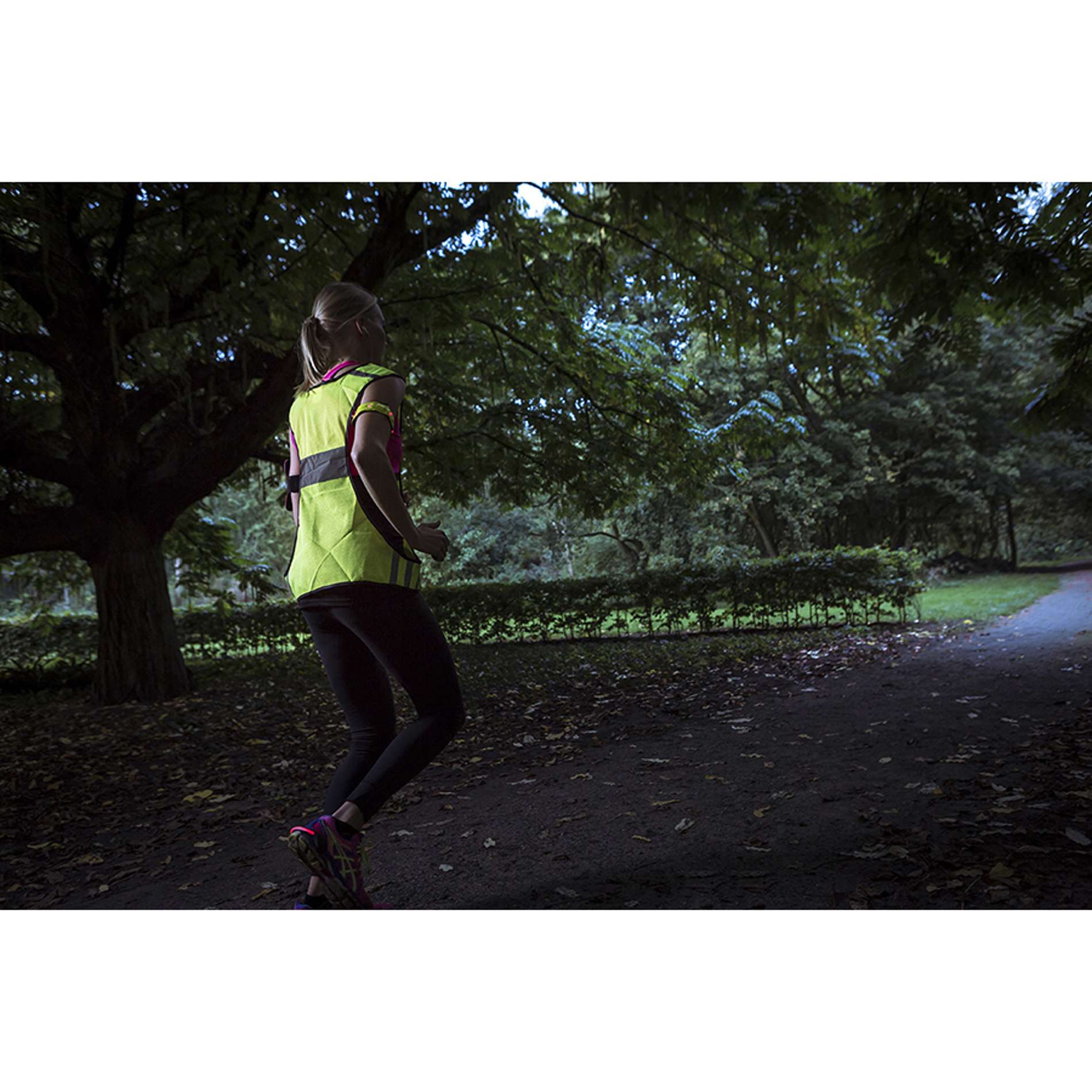 Tunturi X-shape Running Vest